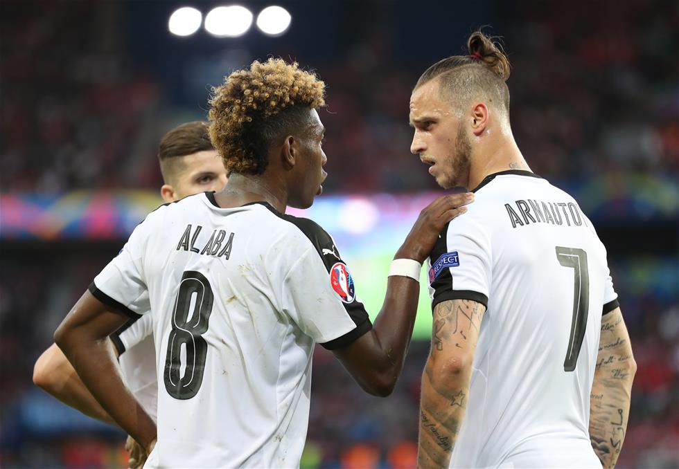 荷兰战平奥地利，双方实力悬殊各显神通的简单介绍