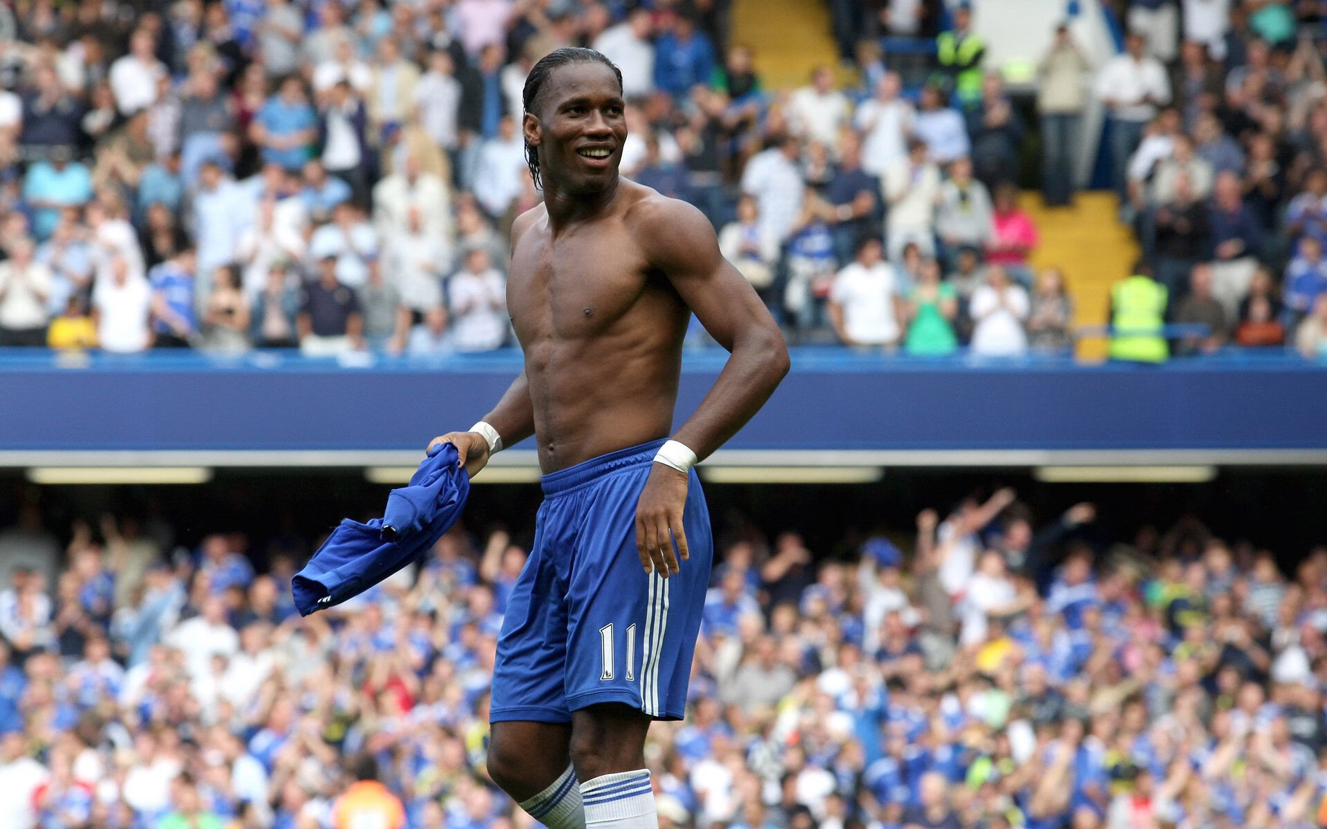 鏖战伊斯坦布尔，加维独扛战旗，西班牙绝境逆转土耳其