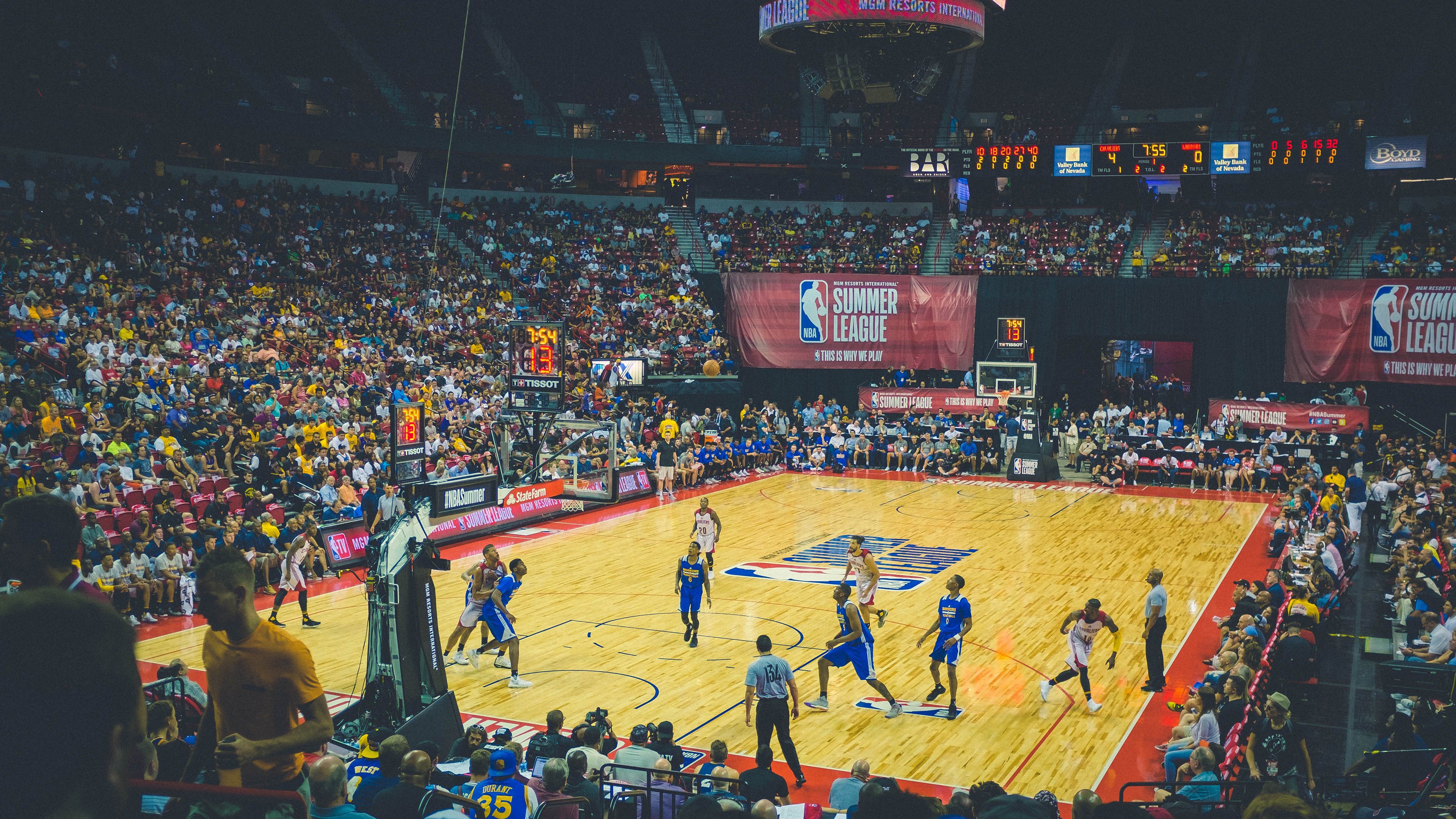 雷霆之怒，易帝降临，吉林队如何以铁血防守与易建联的统治力碾压对手